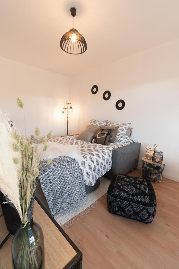 Apartamento Bienvenue Chez Vous Tres Calme Et En Plein Centre Mantes-la-Jolie Exterior foto