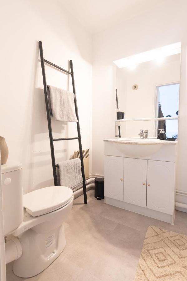 Apartamento Bienvenue Chez Vous Tres Calme Et En Plein Centre Mantes-la-Jolie Exterior foto