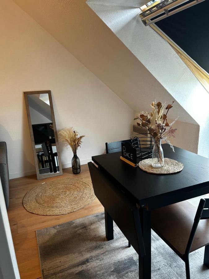 Apartamento Bienvenue Chez Vous Tres Calme Et En Plein Centre Mantes-la-Jolie Exterior foto